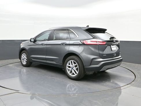 Used 2022 Ford Edge SEL w/ Convenience Package image 5