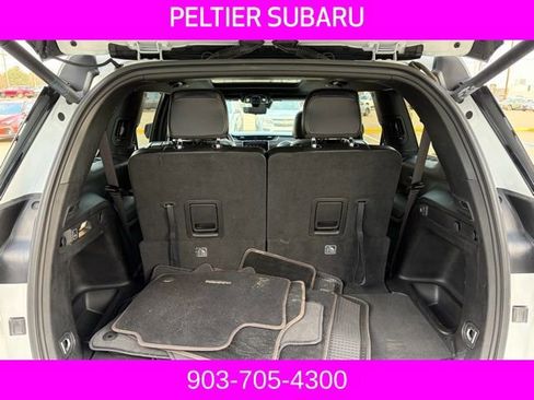 Used 2024 Jeep Grand Cherokee L Limited w/ Luxury Tech Group II image 17