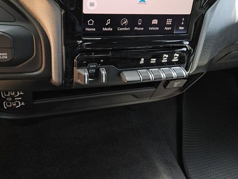 New 2026 RAM 2500 Tradesman AWD/4WD image 18