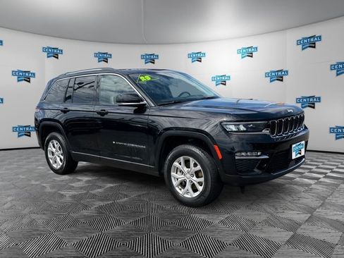 Certified 2023 Jeep Grand Cherokee Limited AWD/4WD image 8