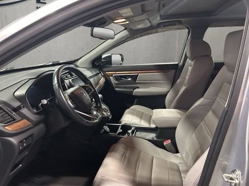 Used 2017 Honda CR-V Touring image 12