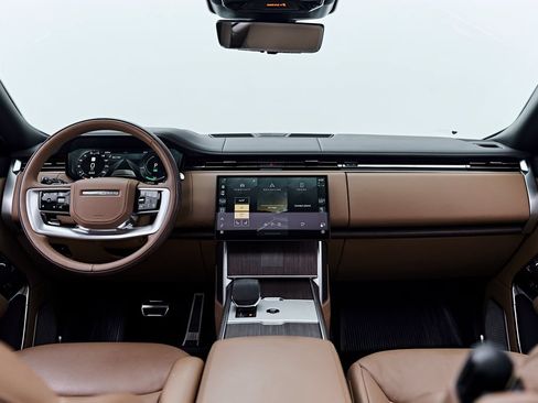 Used 2025 Land Rover Range Rover Autobiography AWD/4WD image 57