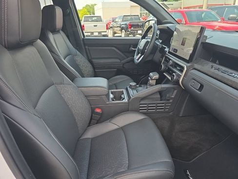 Used 2024 Toyota Tacoma Limited w/ Limited Package (LT) AWD/4WD image 11