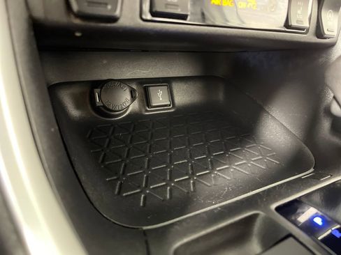 Certified 2022 Toyota RAV4 XLE w/ Convenience Package image 30