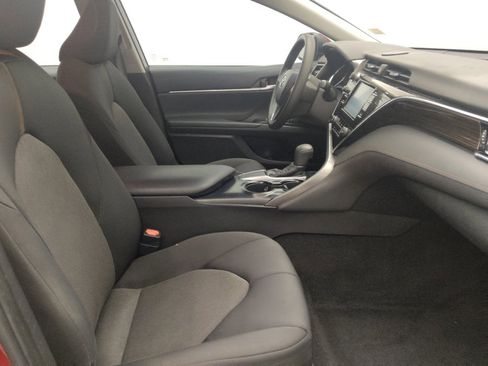 Used 2018 Toyota Camry LE w/ Convenience Package FWD image 21