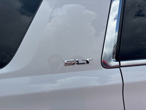 Used 2017 GMC Yukon SLT w/ HD Trailering Package AWD/4WD image 15