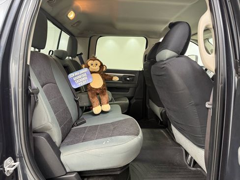 Used 2015 RAM 2500 SLT w/ Luxury Group image 25