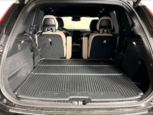 Used 2026 Volvo XC90 T8 Ultra w/ Protection Package AWD/4WD image 26