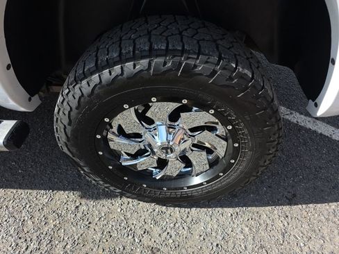 Used 2013 RAM 1500 Laramie w/ Convenience Group image 12