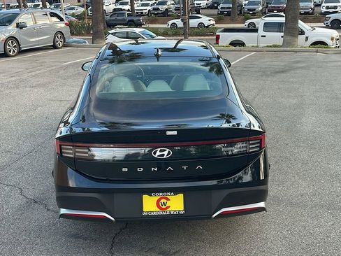 Certified 2025 Hyundai Sonata SE image 8