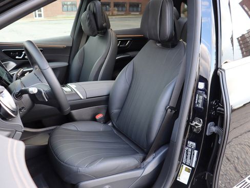 Used 2025 Mercedes-Benz EQS 450+ 4MATIC SUV w/ Winter Package image 13