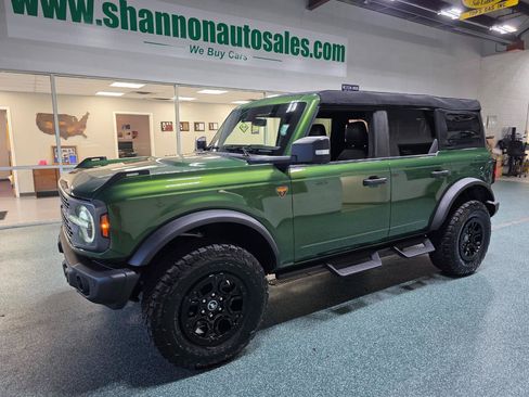 Used 2023 Ford Bronco Badlands AWD/4WD image 2