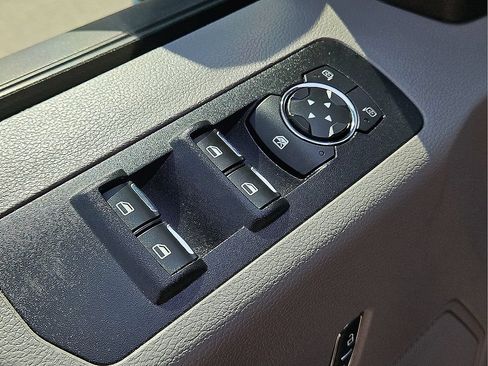 Used 2018 Ford F150 XL w/ Equipment Group 101A Mid RWD image 15