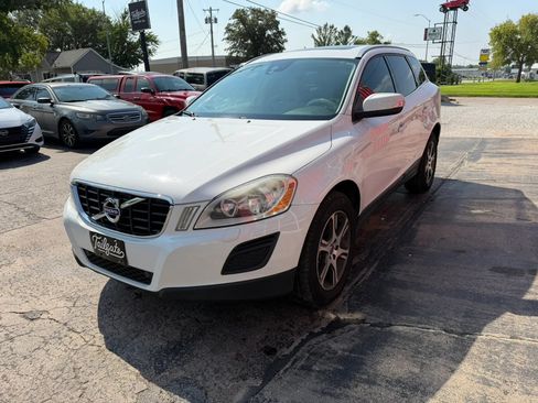 Used 2013 Volvo XC60 T6 AWD/4WD image 4