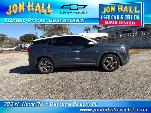 Used 2020 GMC Terrain SLT image 16