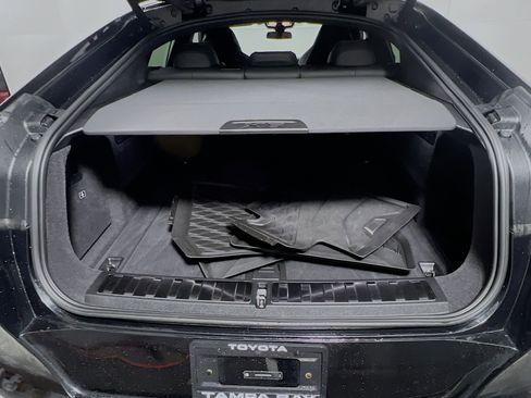 Used 2024 BMW X6 M Competition w/ Executive Package image 34