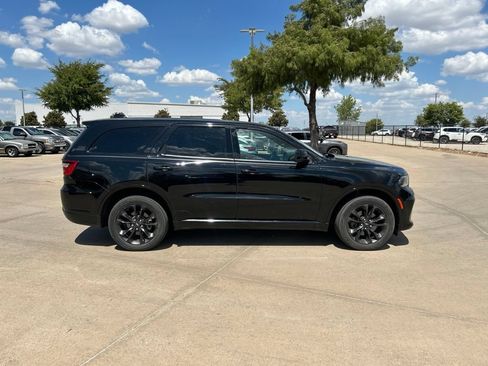 Used 2021 Dodge Durango SXT AWD/4WD image 6