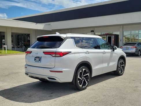 Used 2023 Mitsubishi Outlander SEL 40th Anniversary image 5