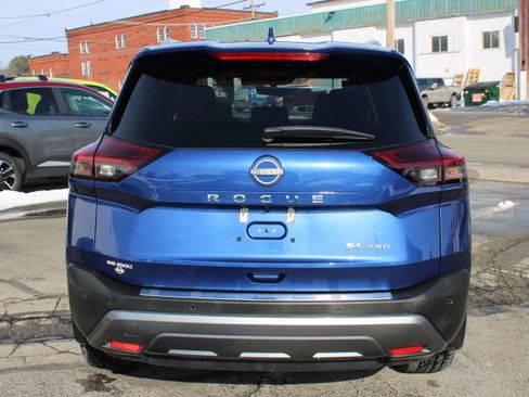 Certified 2023 Nissan Rogue SL w/ SL Premium Package image 4