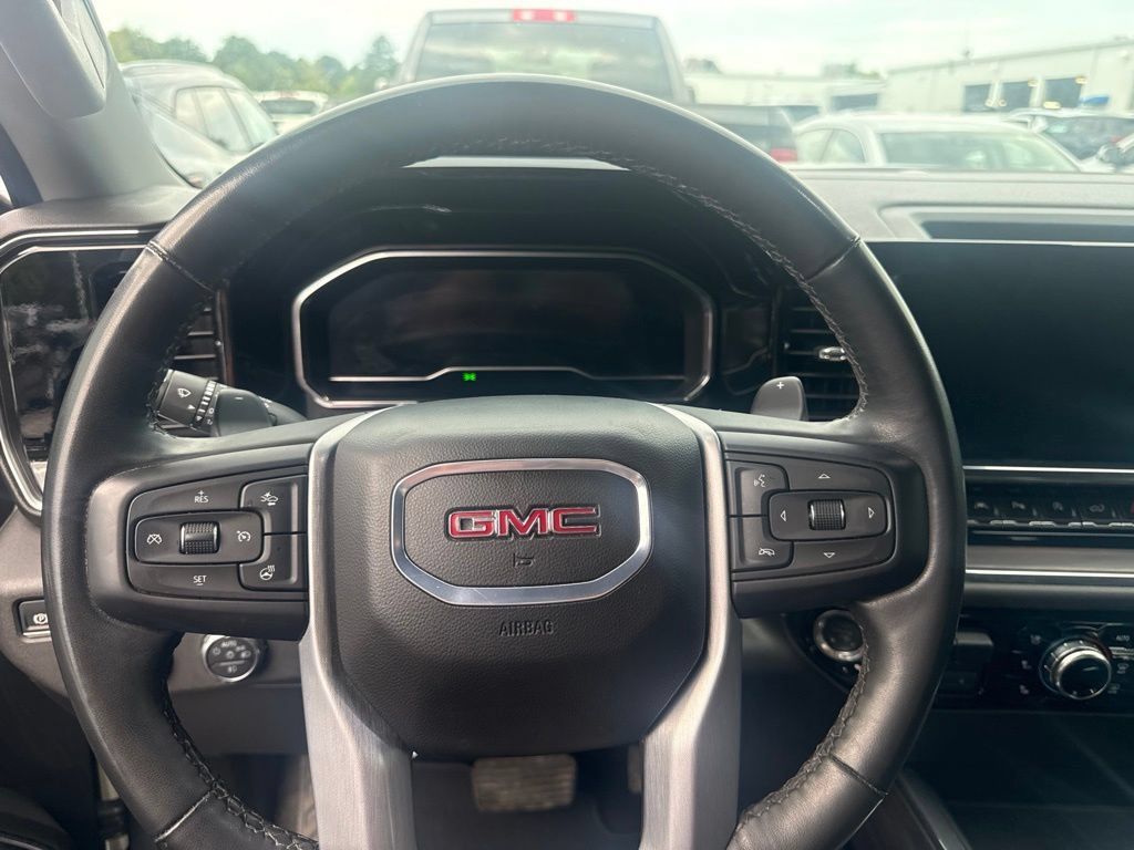 Used 2024 GMC Sierra 1500 SLT w/ SLT Premium Plus Package AWD/4WD image 13
