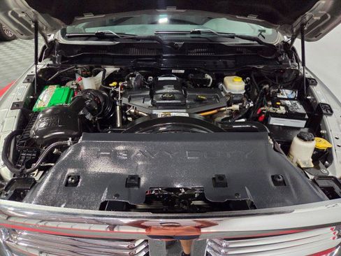 Used 2018 RAM 2500 Big Horn image 92