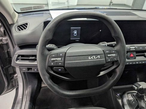Certified 2025 Kia K4 FWD image 35