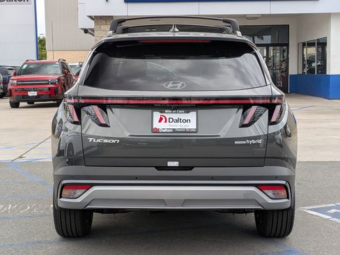 New 2025 Hyundai Tucson Limited image 3