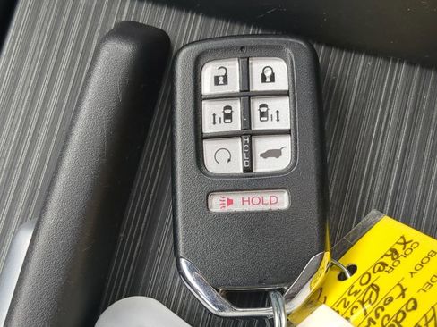 Used 2024 Honda Odyssey Touring image 30