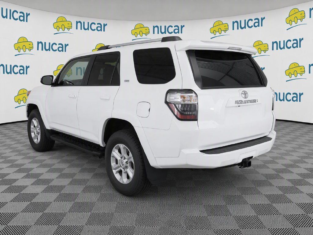 Used 2024 Toyota 4Runner SR5 AWD/4WD image 2