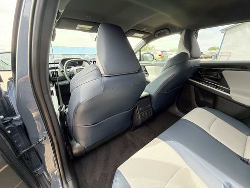 Used 2024 Subaru Solterra AWD/4WD image 15