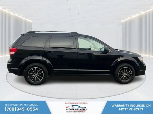 Used 2017 Dodge Journey SE w/ Flexible Seating Group FWD image 8