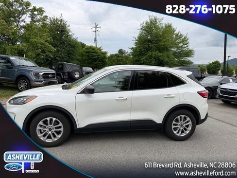 Used 2022 Ford Escape SE w/ Convenience Package FWD image 1