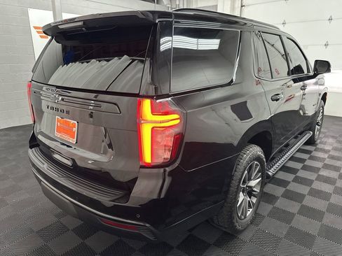 Used 2023 Chevrolet Tahoe Z71 w/ Luxury Package AWD/4WD image 9