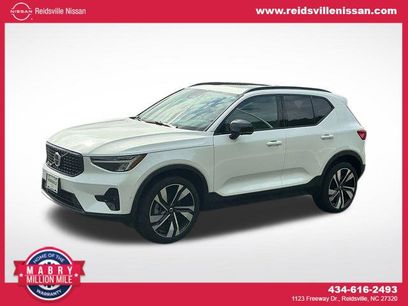 Used 2025 Volvo XC40 B5 Plus