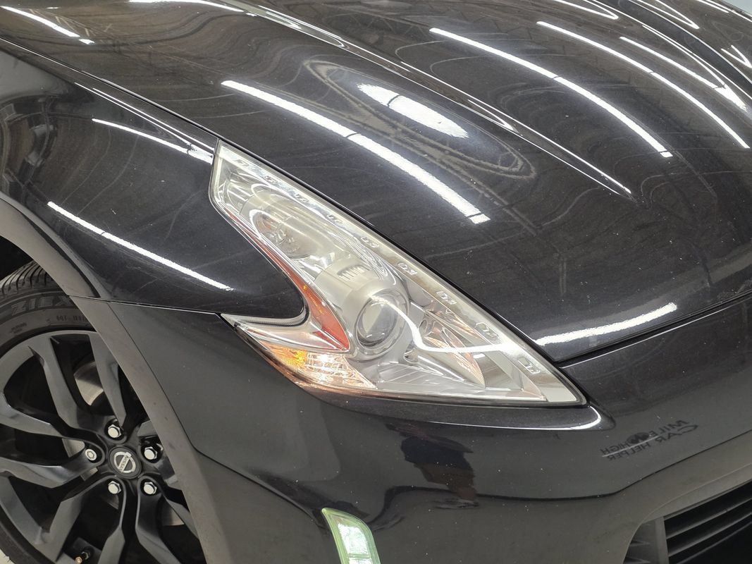 Used 2017 Nissan 370Z Coupe RWD image 39