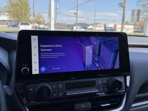 Certified 2025 Toyota Grand Highlander AWD image 3