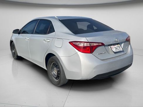 Used 2018 Toyota Corolla L image 6