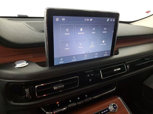 Certified 2023 Lincoln Aviator Reserve w/ Equipment Group 201A RWD image 27