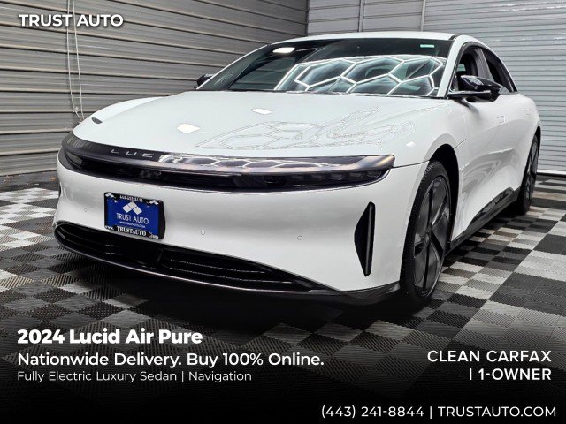 Used 2024 Lucid Air Pure RWD image 1