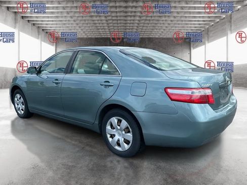 Used 2007 Toyota Camry LE FWD image 7