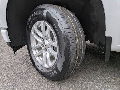 Used 2020 Chevrolet Silverado 1500 RST image 35