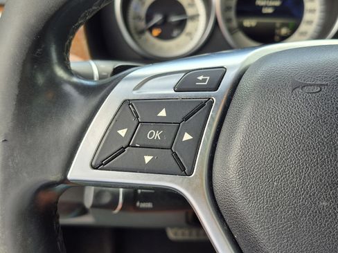 Used 2015 Mercedes-Benz E 350 4MATIC Wagon image 32