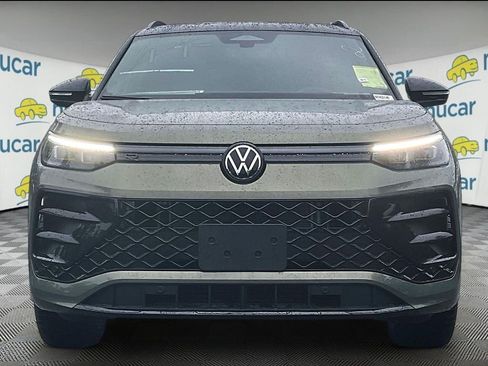 New 2026 Volkswagen Tiguan SE R-Line AWD/4WD image 3