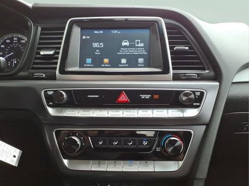 Used 2019 Hyundai Sonata SE FWD image 18