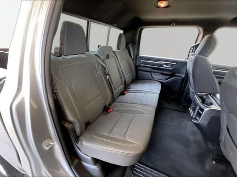 Used 2022 RAM 1500 Big Horn AWD/4WD image 17