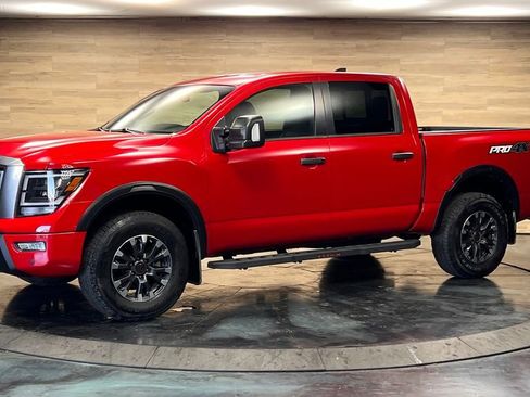 Used 2023 Nissan Titan PRO-4X w/ Pro-4x Convenience Package AWD/4WD image 4