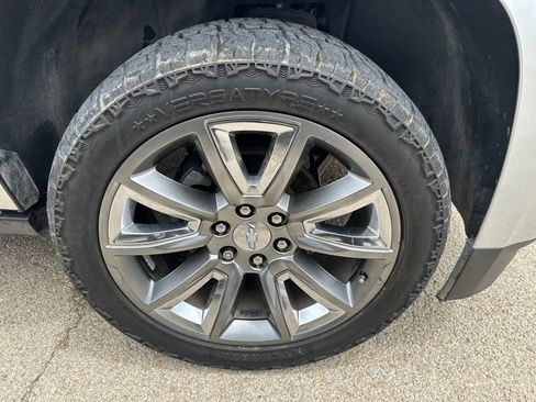Used 2016 Chevrolet Tahoe LTZ RWD image 4