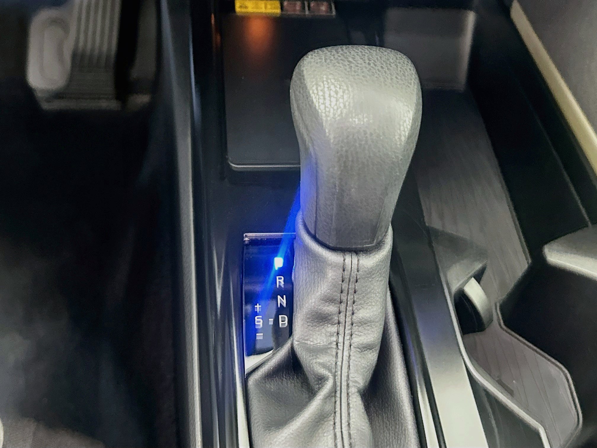 Used 2026 Toyota Camry LE FWD image 25