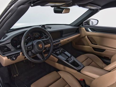 Used 2020 Porsche 911 Carrera S image 18