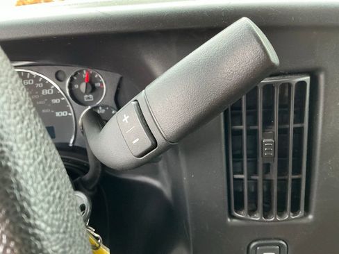 Used 2024 Chevrolet Express 2500 w/ Driver Convenience Package image 31